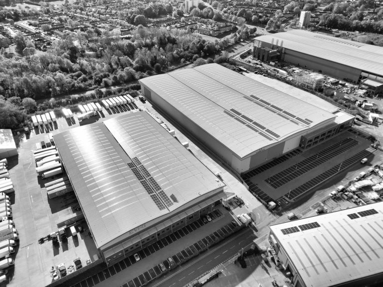 Magazyny Ocado w Wielkiej Brytanii – jak są zautomatyzowane?